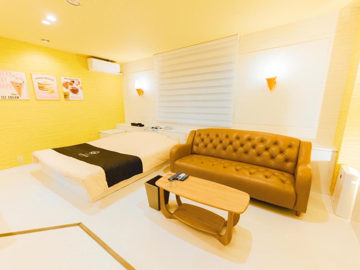 Glamrose -Adult Only- Hotell Gotemba Exteriör bild